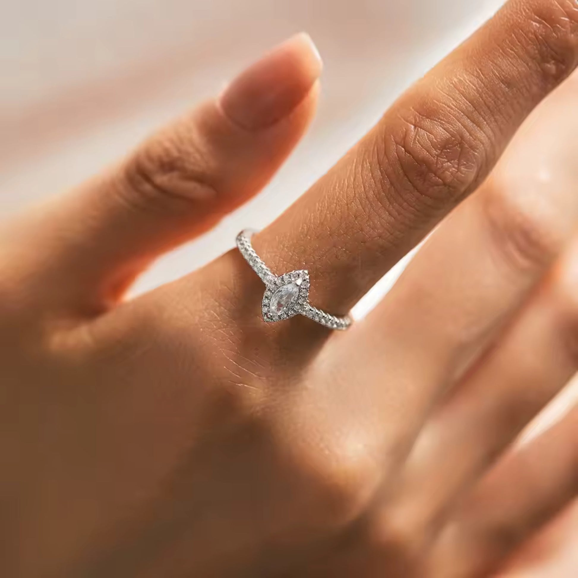 Fiore Sterling Silver Ring in 925 sterling silver