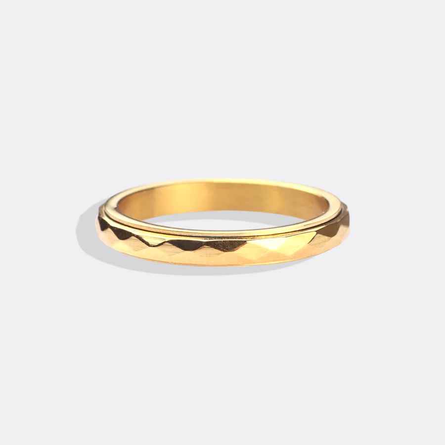 Zierlicher gehämmerter Ring mit Drehfunktion