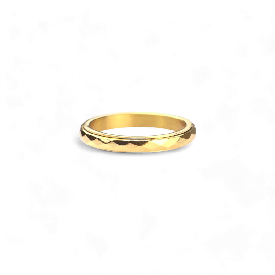 Zierlicher gehämmerter Ring mit Drehfunktion