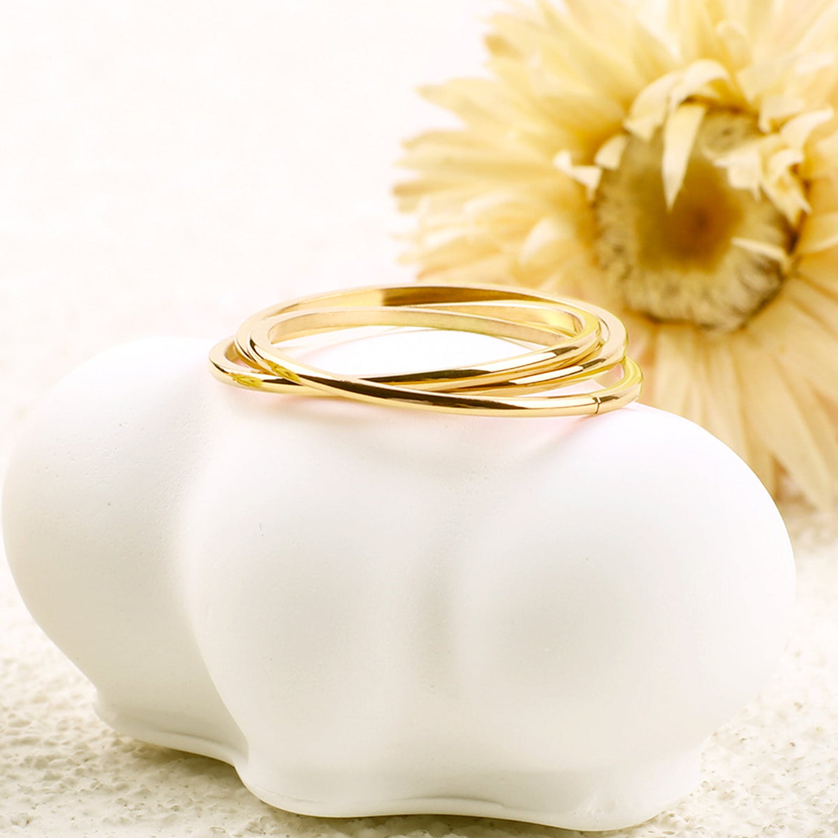 Dainty Interlocking Fidget Ring in gold tone