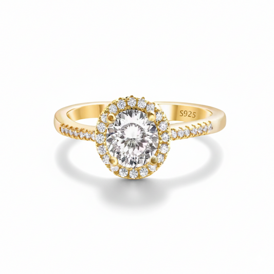 Halo Luxe Oro Solitaire Ring in gold tone