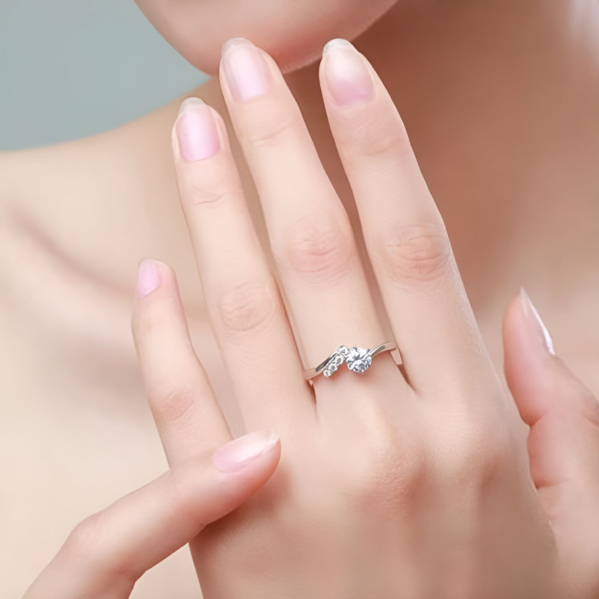 Silver Solitaire Ring in 925 sterling silver