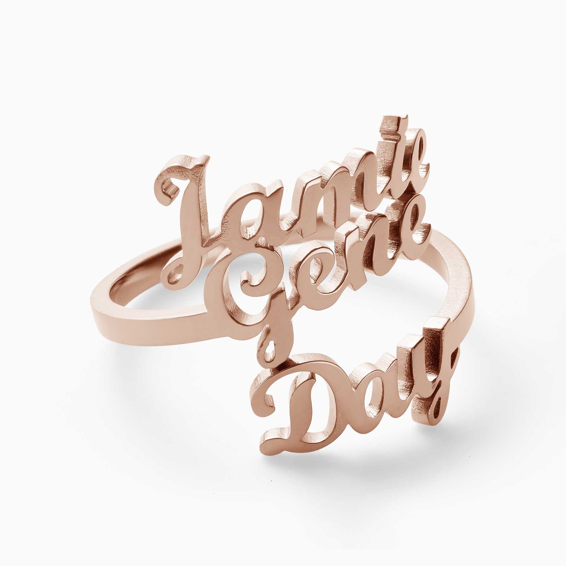 Anello con tre nomi