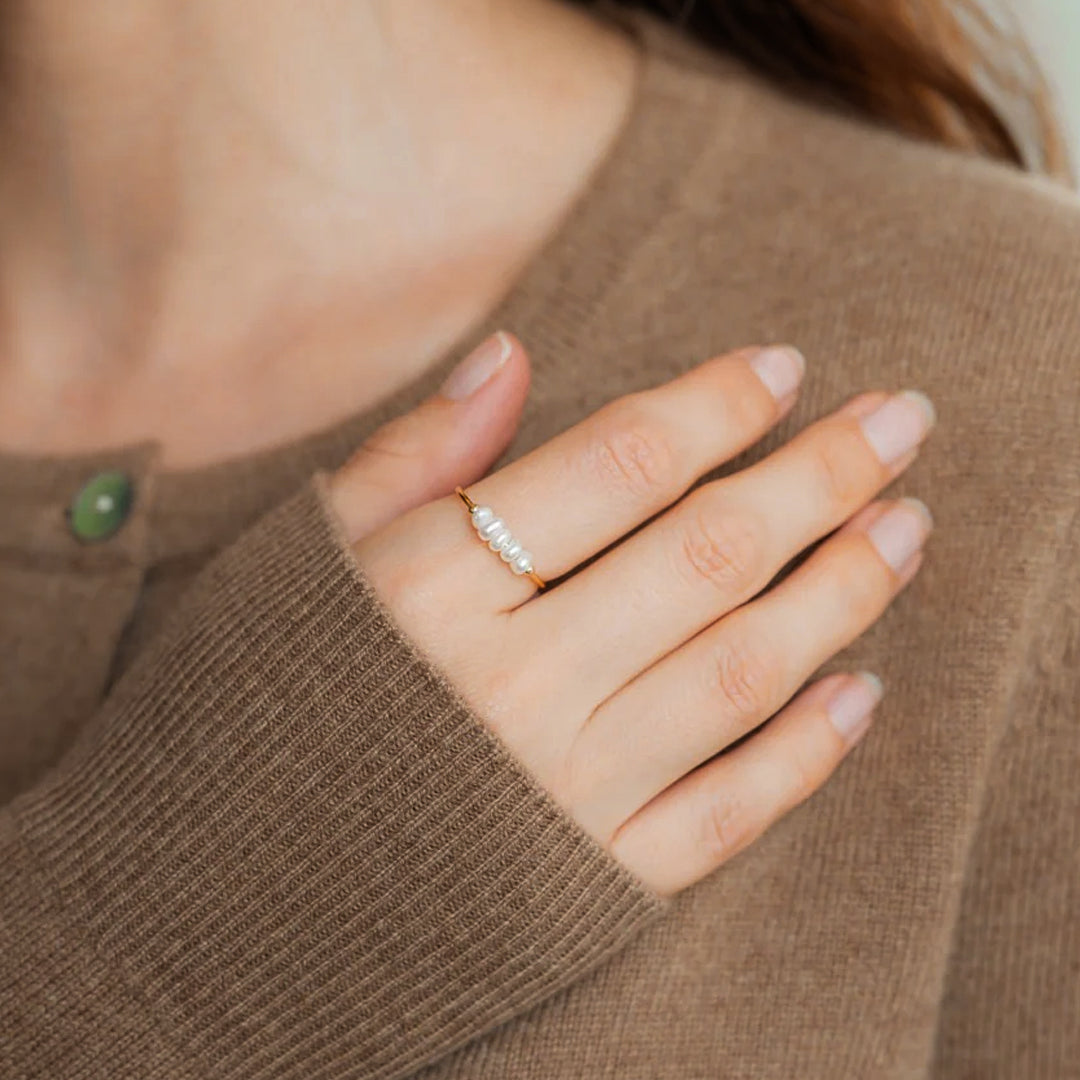Mini Pearl Ring in 925 sterling silver
