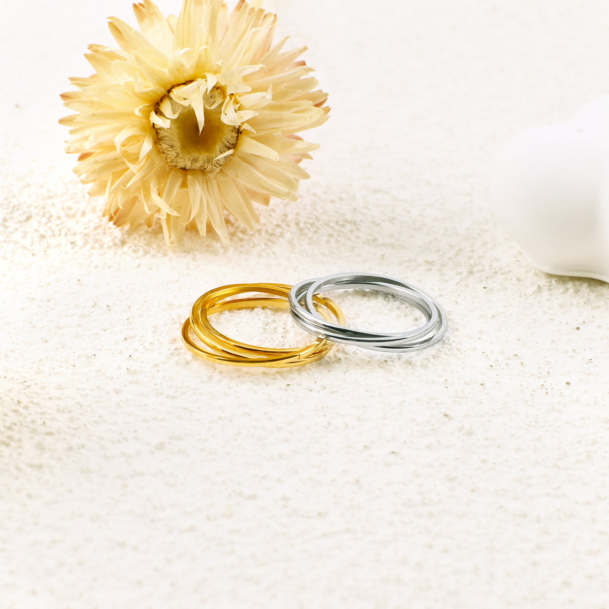 Zierlicher ineinandergreifender Fidget-Ring