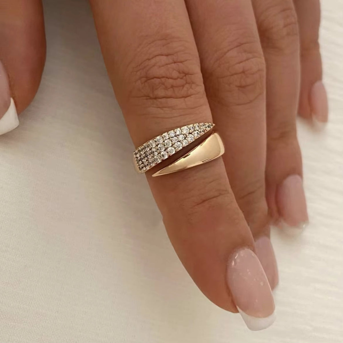Duo Luxe Gold Ring in gold tone