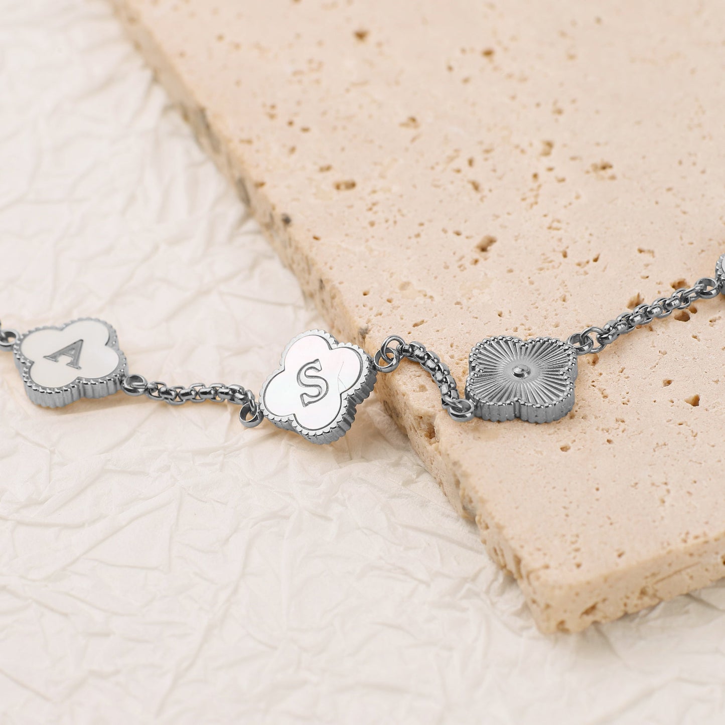 Clover Custom Name Necklace in 925 sterling silver