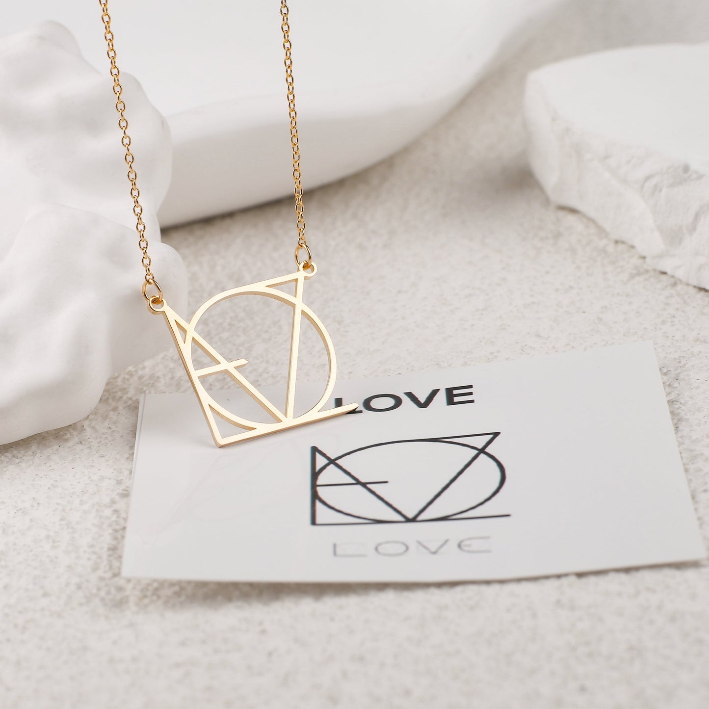 LIEBE Monogramm-Halskette minimalistisch