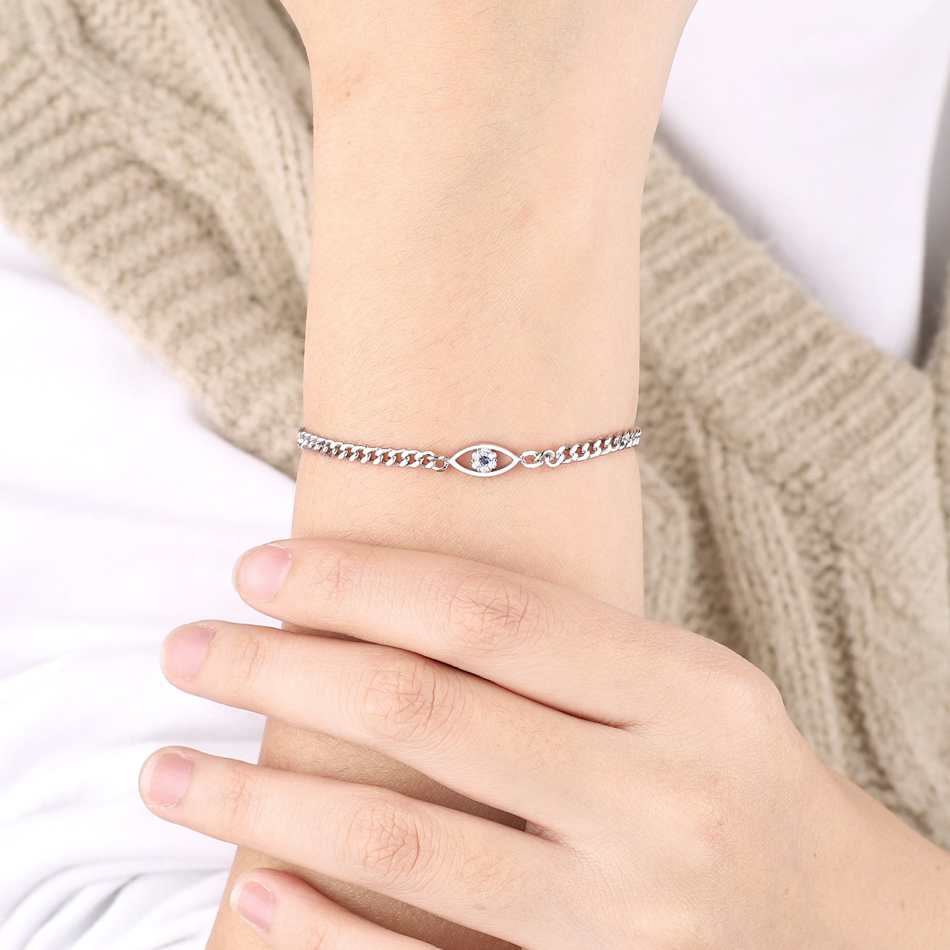 Zierliches Kubanisches Gliederarmband mit Bösem Blick