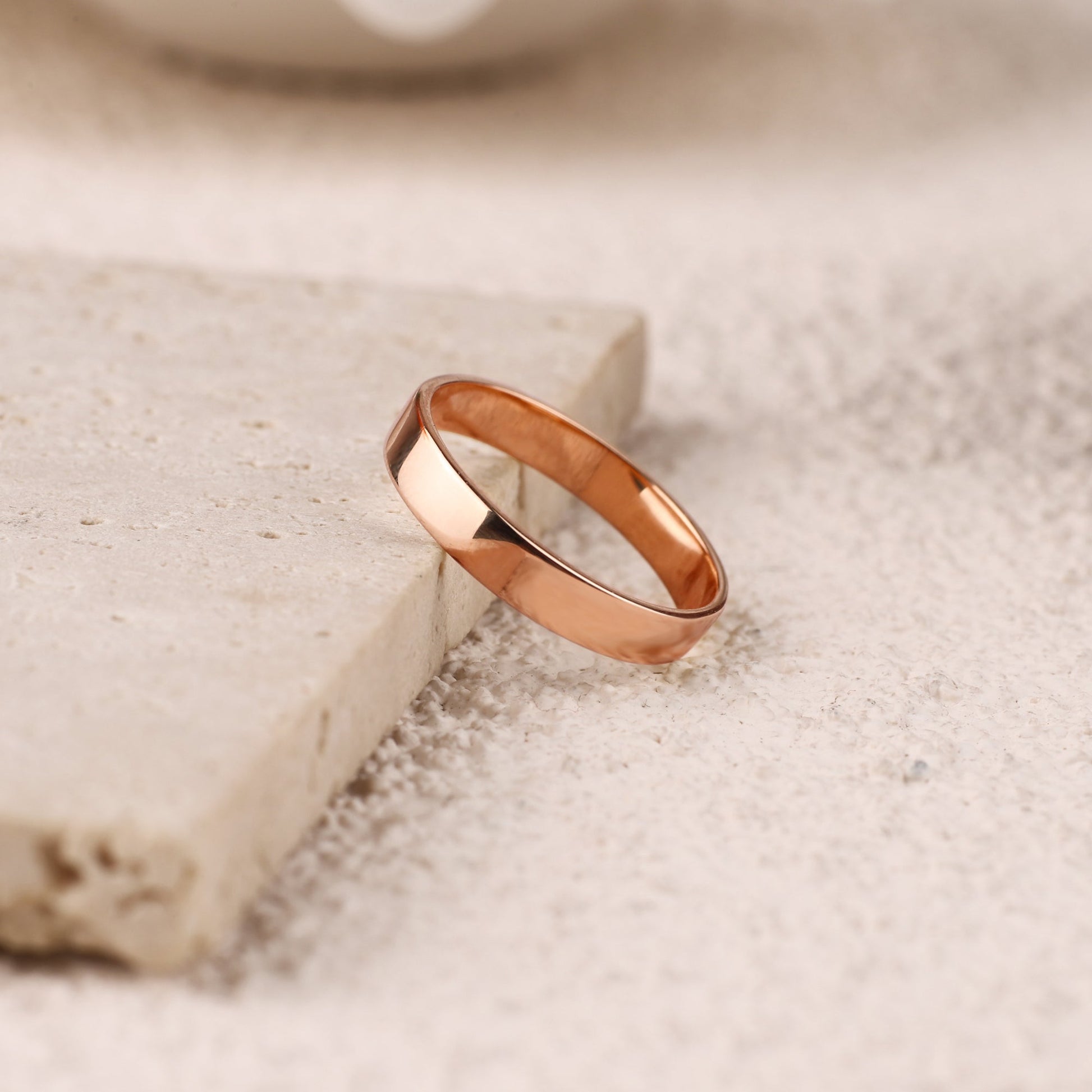 The Timeless Band Ring in rose gold tone