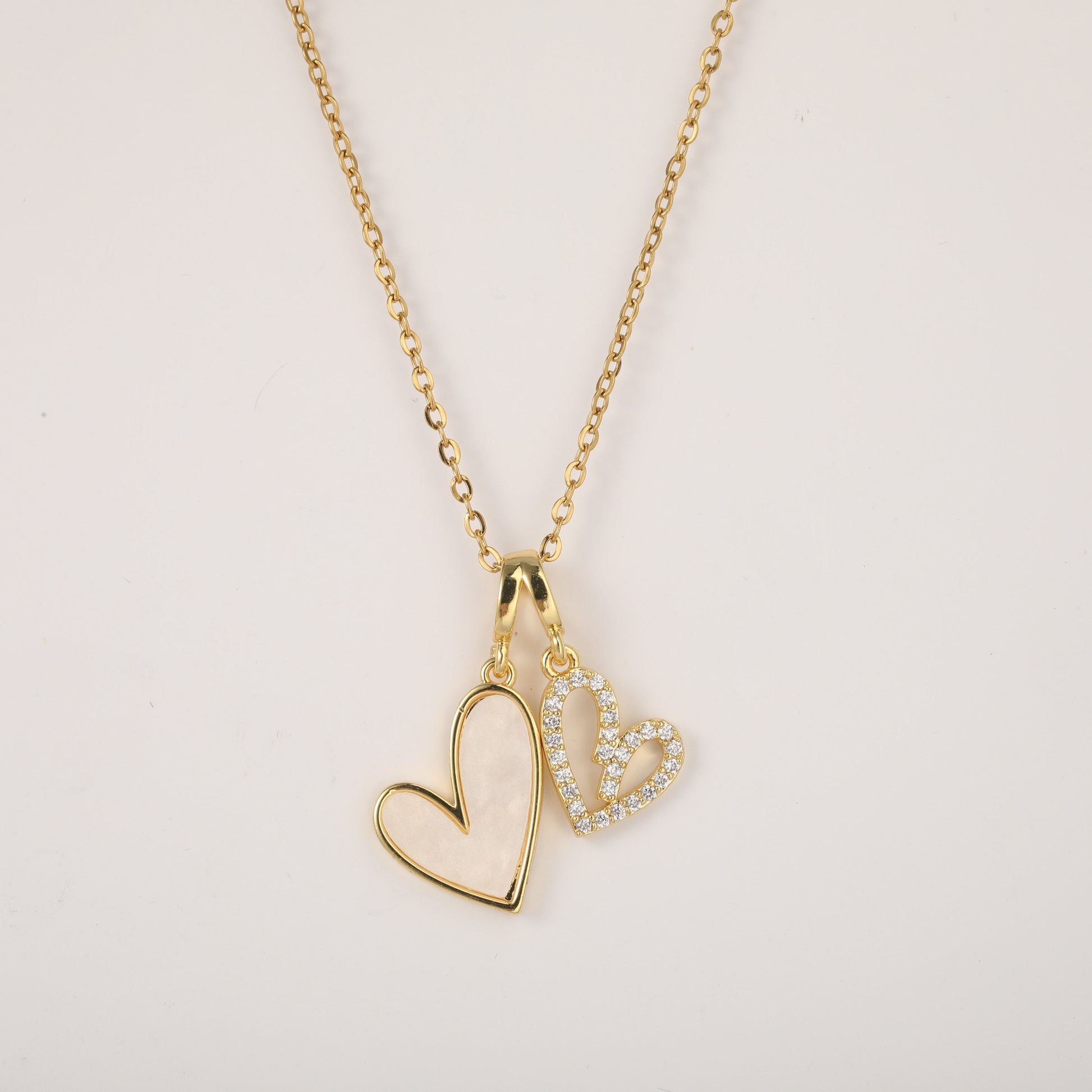 Collana Cuori in Madreperla e Pavé