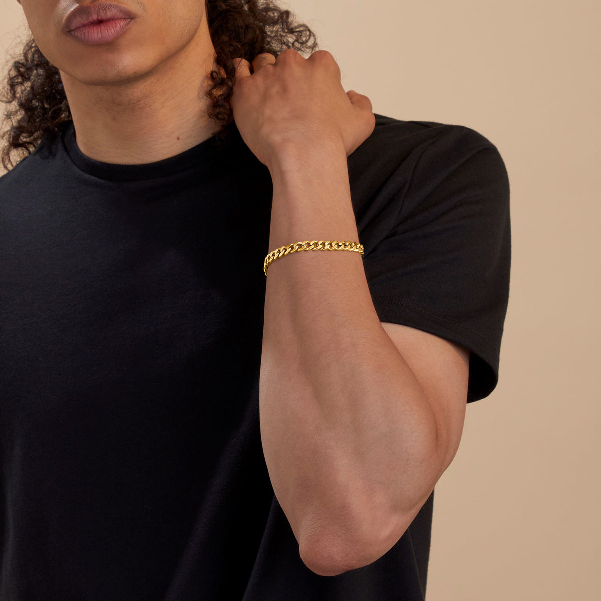 8mm Cuban Link Chain Bracelet in gold tone