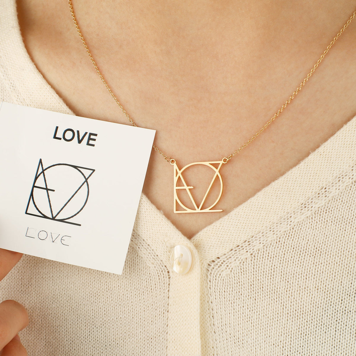 LIEBE Monogramm-Halskette minimalistisch