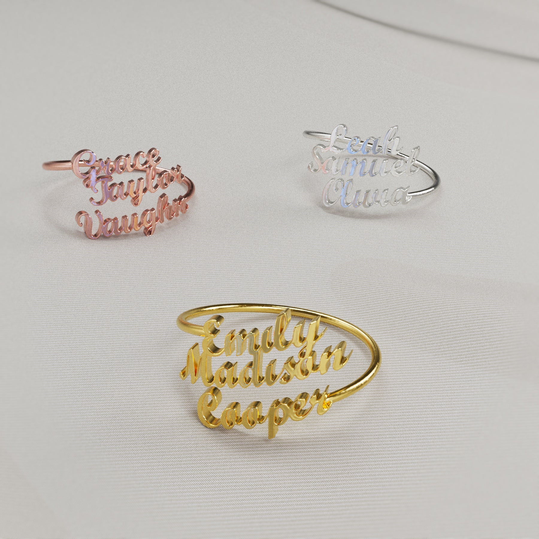 Anello con tre nomi