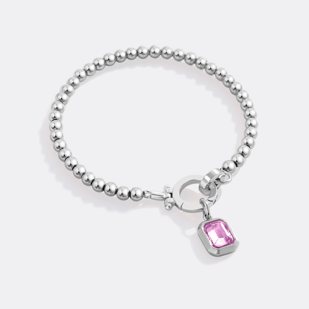 Minzfarbenes Perlenarmband mit Baguette-Geburtsstein-Anhänger