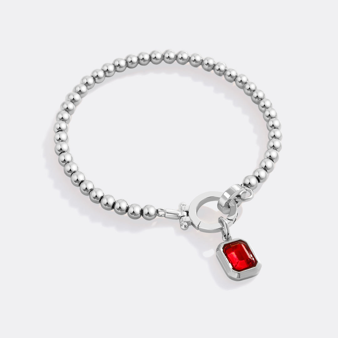 Minzfarbenes Perlenarmband mit Baguette-Geburtsstein-Anhänger