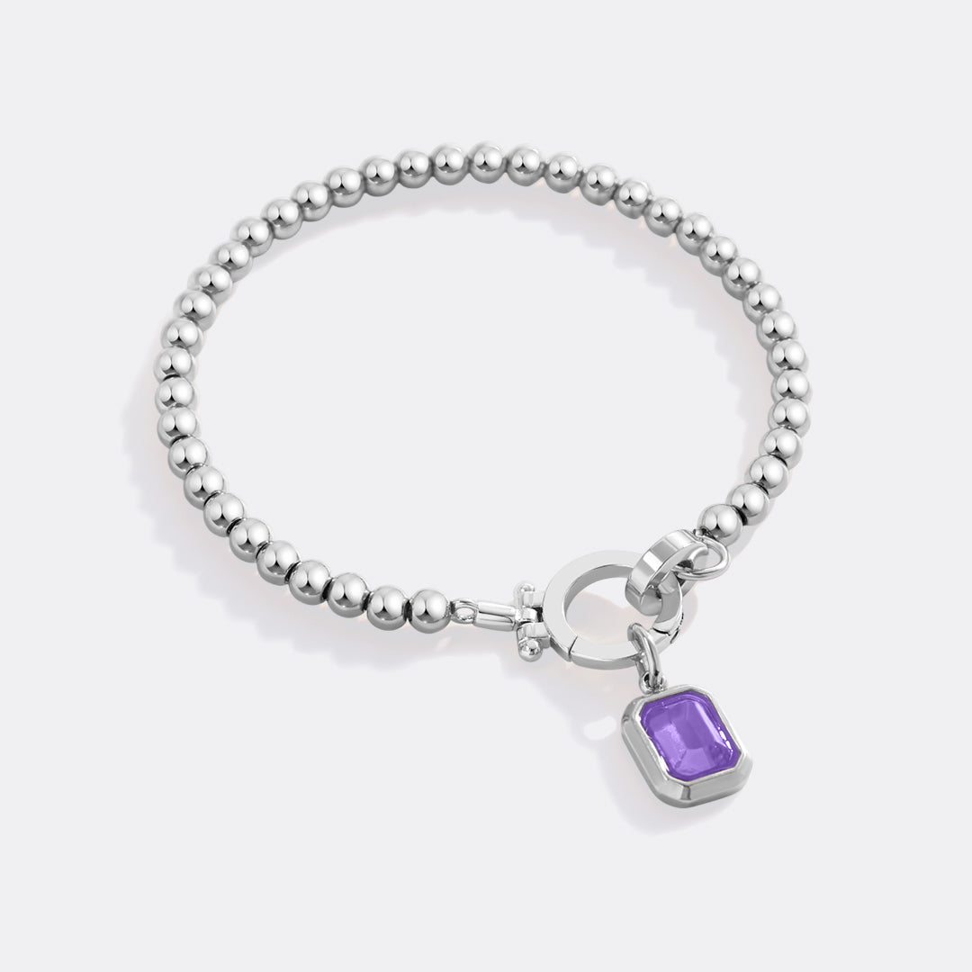 Minzfarbenes Perlenarmband mit Baguette-Geburtsstein-Anhänger