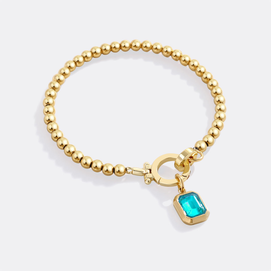 Minzfarbenes Perlenarmband mit Baguette-Geburtsstein-Anhänger