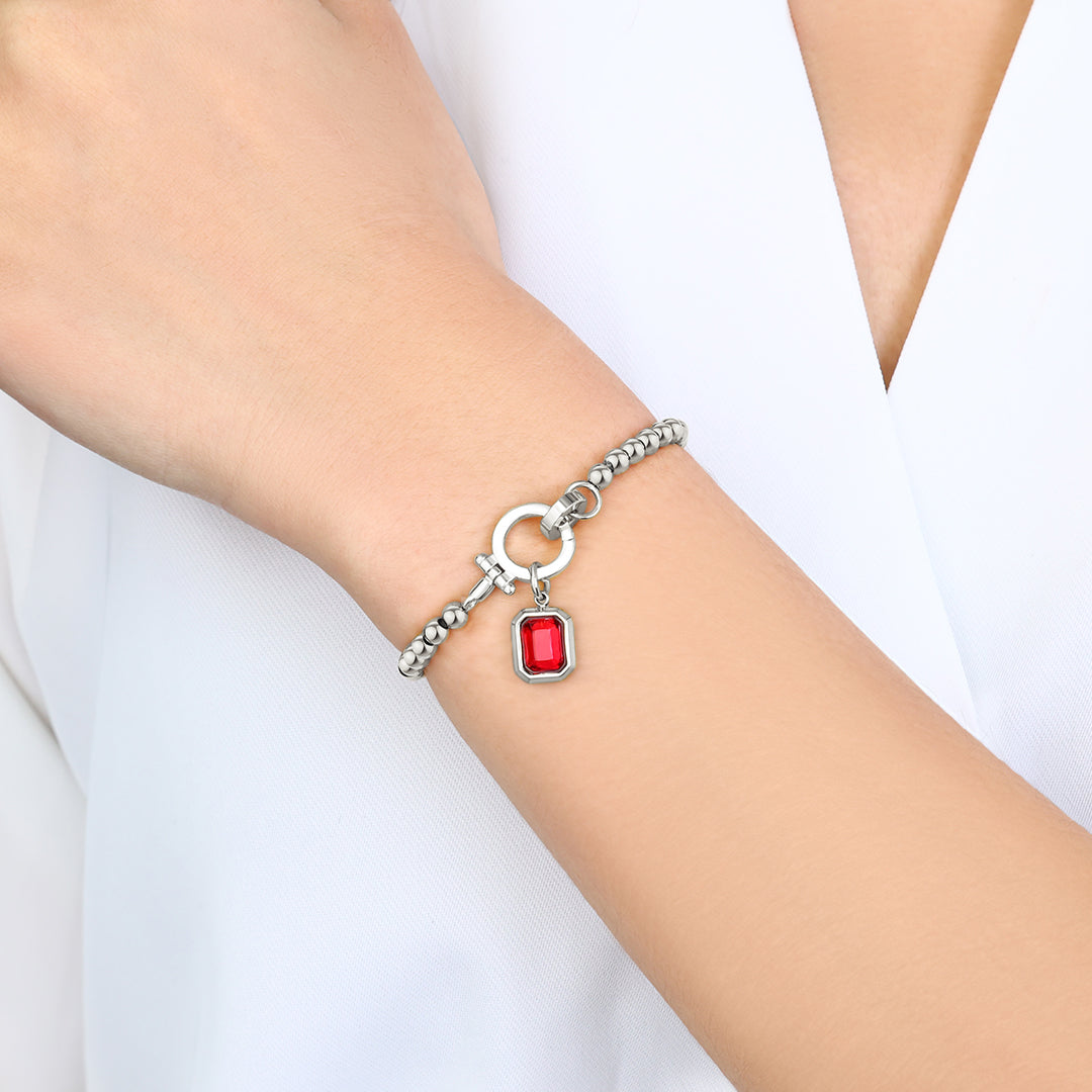 Minzfarbenes Perlenarmband mit Baguette-Geburtsstein-Anhänger