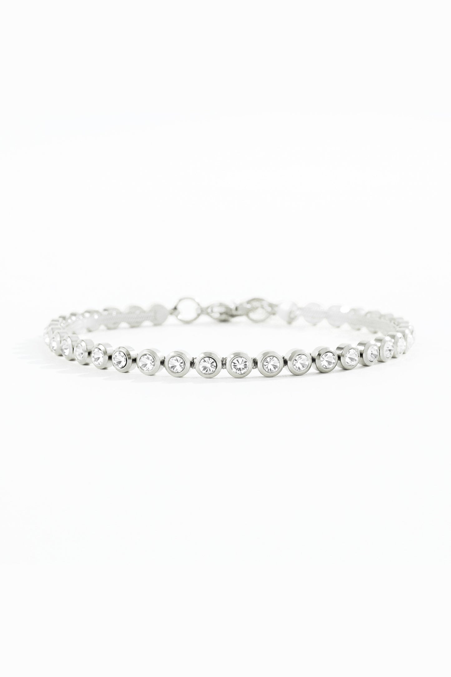 Bezel Tennis Bracelet in 925 sterling silver