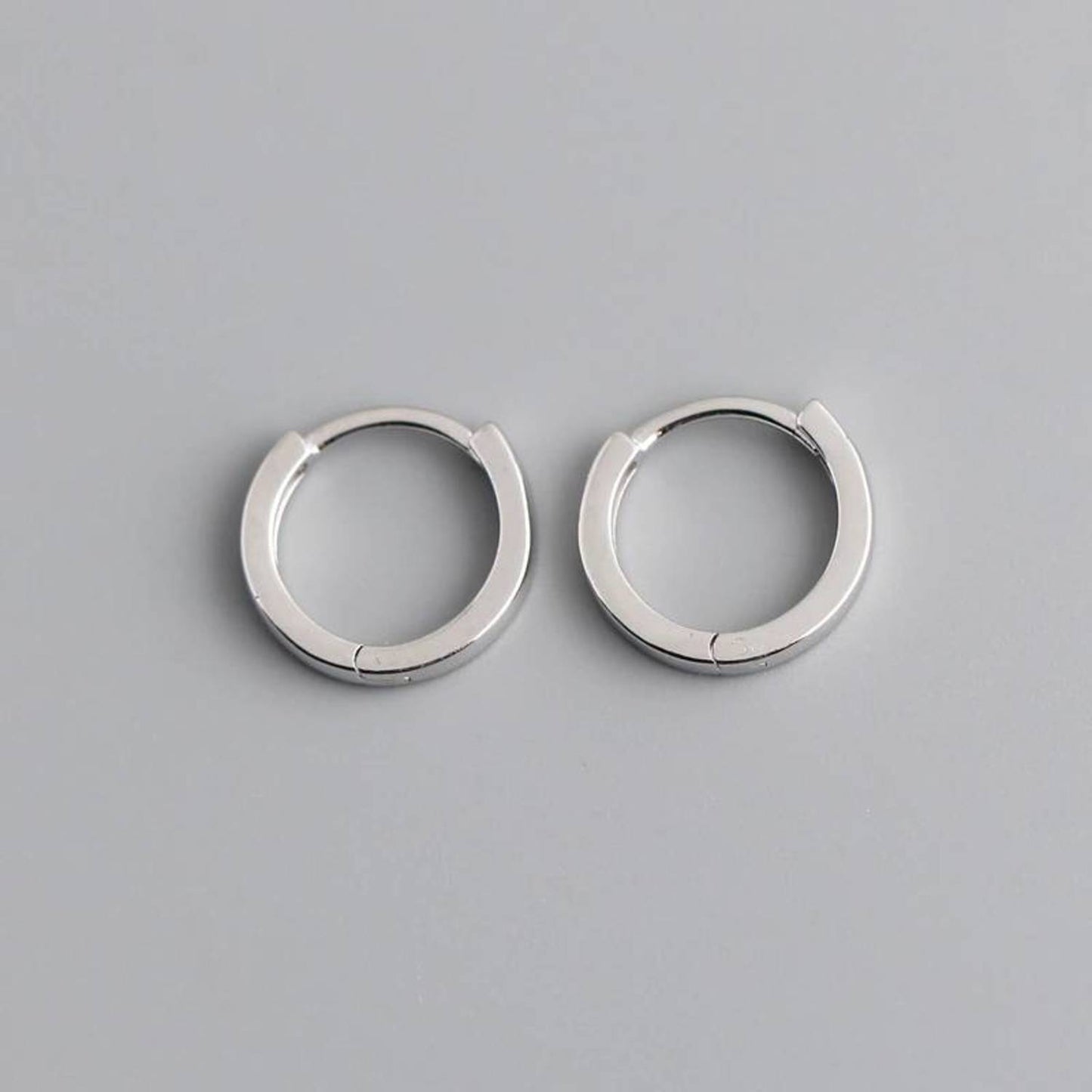 Block Huggie Earrings in 925 sterling silver