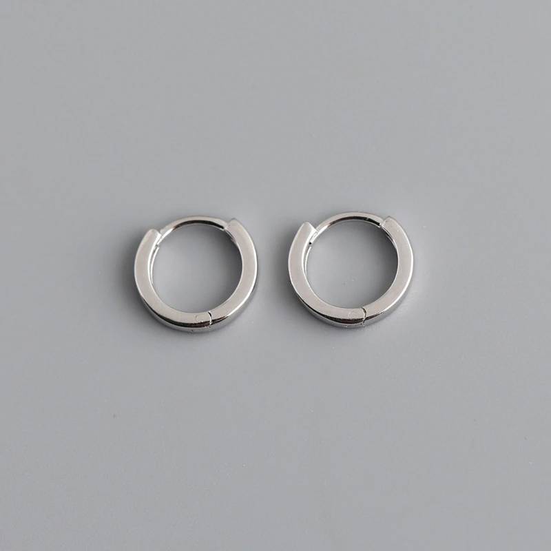 Block Huggie Earrings in 925 sterling silver