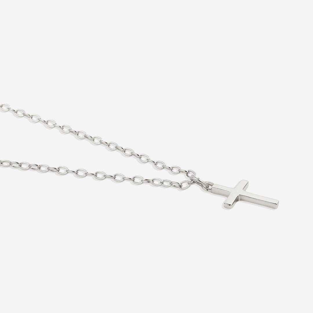 Classic Cross Necklace in 925 sterling silver