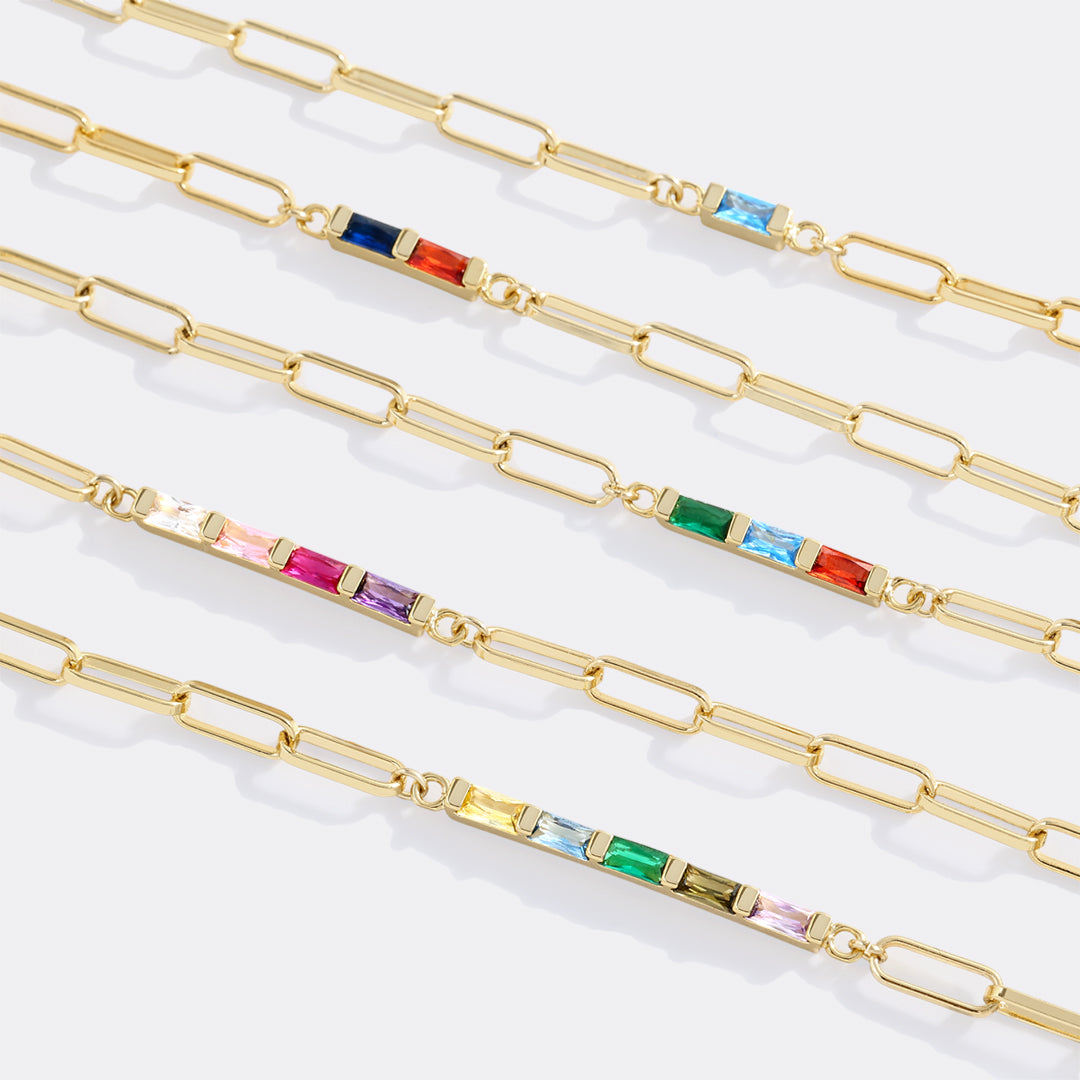 Zierliches Baguette-Geburtssteinarmband mit Büroklammern
