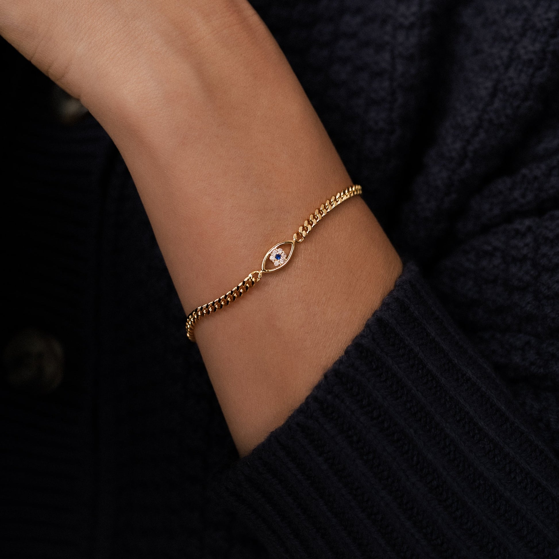 Zierliches Kubanisches Gliederarmband mit Bösem Blick