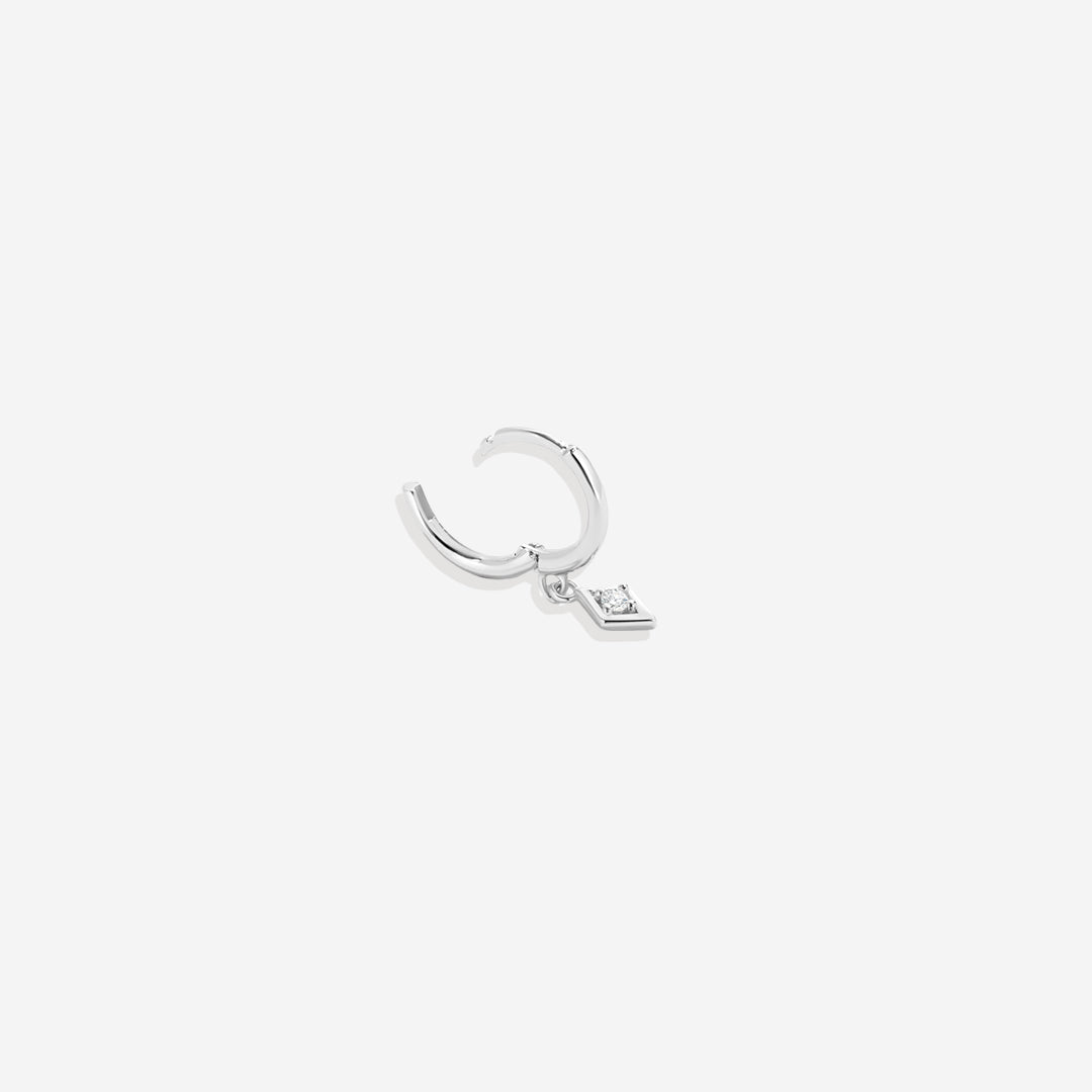 Zierliche Diamant-Charm-Ohrringe