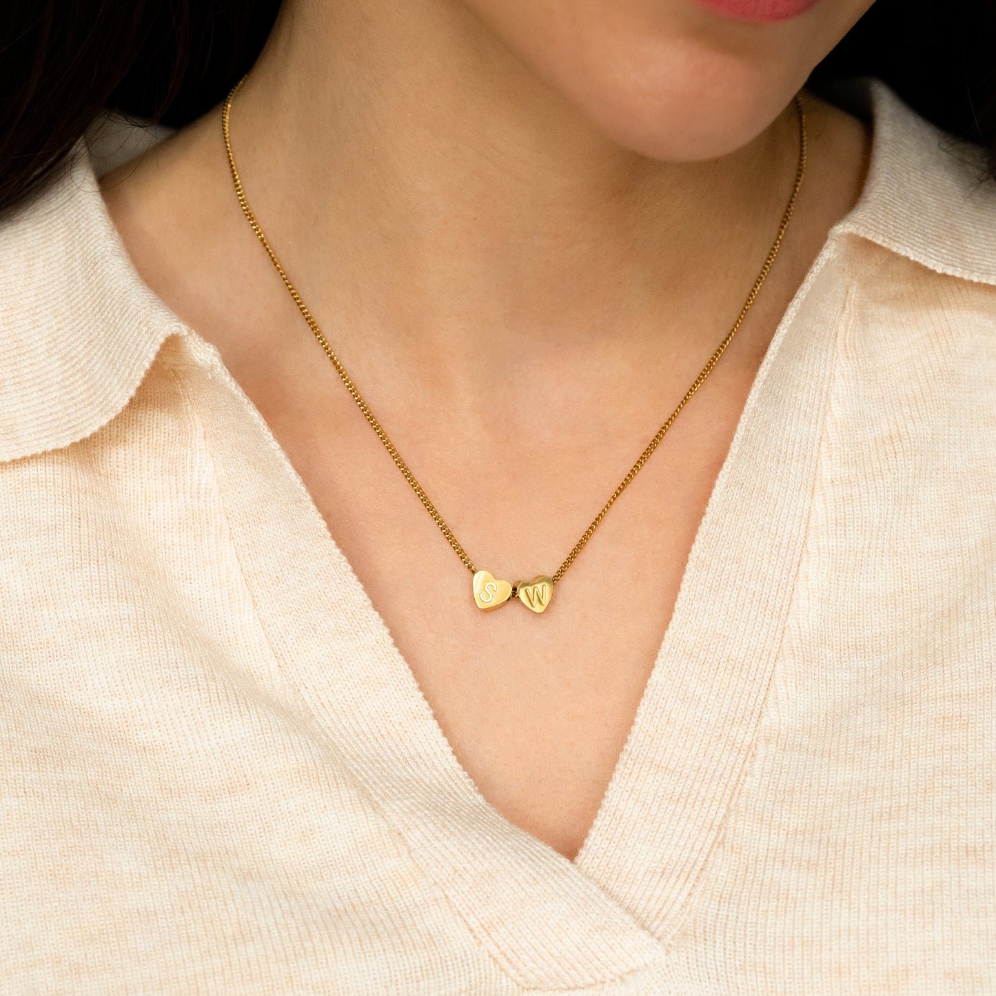 Collana iniziale a cuore impilabile delicata