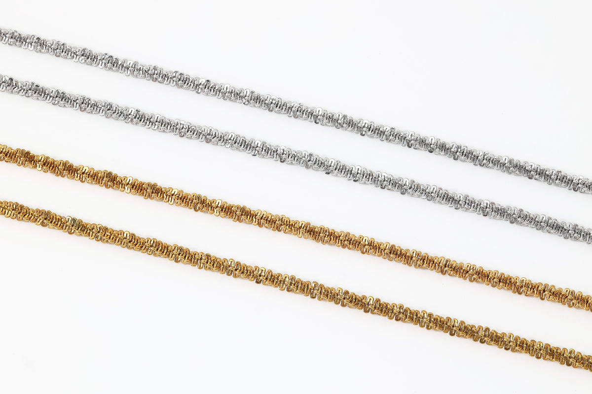 Dainty Layered Anklet, flat lay detail