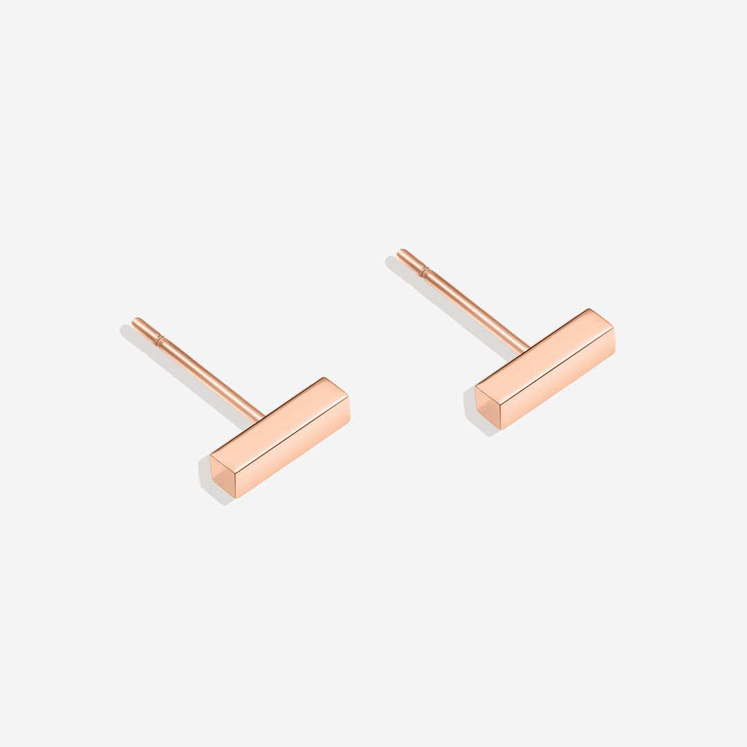 Zierliche Barren-Ohrstecker