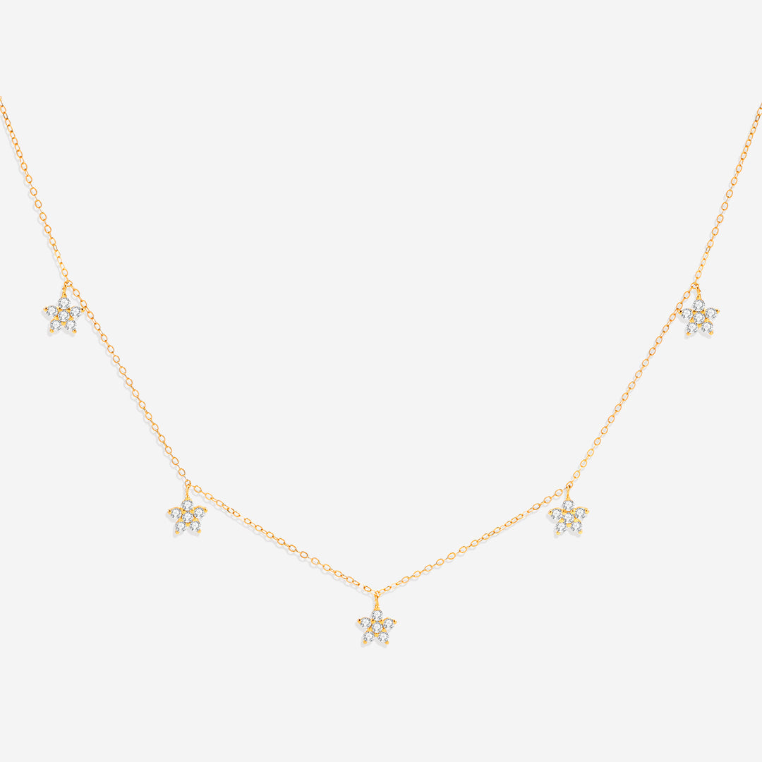 Collana con fiore di diamanti