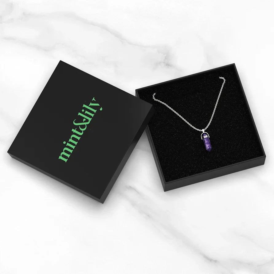 Gemstone Point Necklace in 925 sterling silver, in its gift packaging