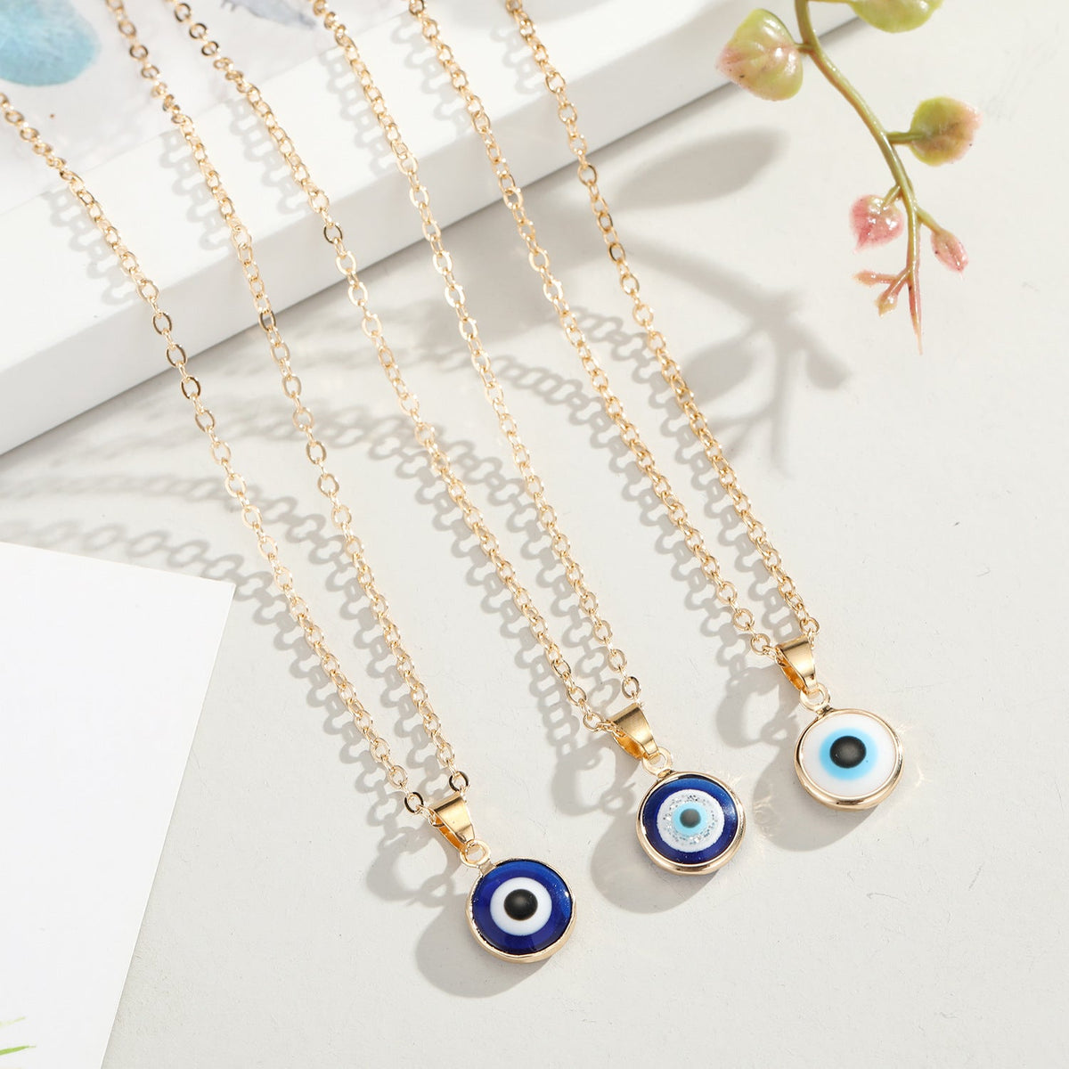 Zierliche Boho Evil Eye Charm Halskette