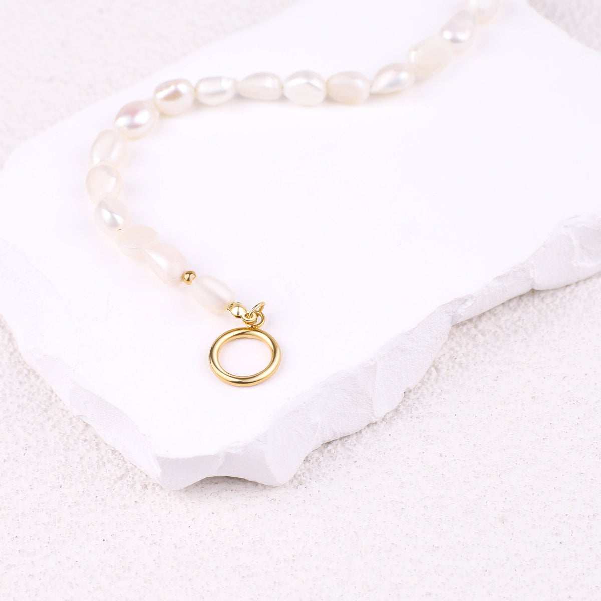 Perlenkette mit teils Kette