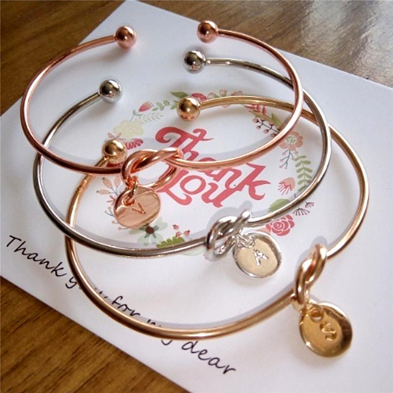 Personalisiertes "Tie the Knot" Armband • Brautjungfern-Geschenkarmband