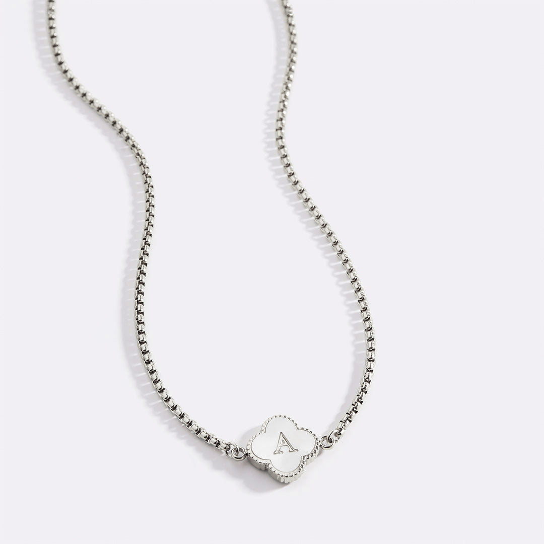Clover Custom Name Necklace in 925 sterling silver