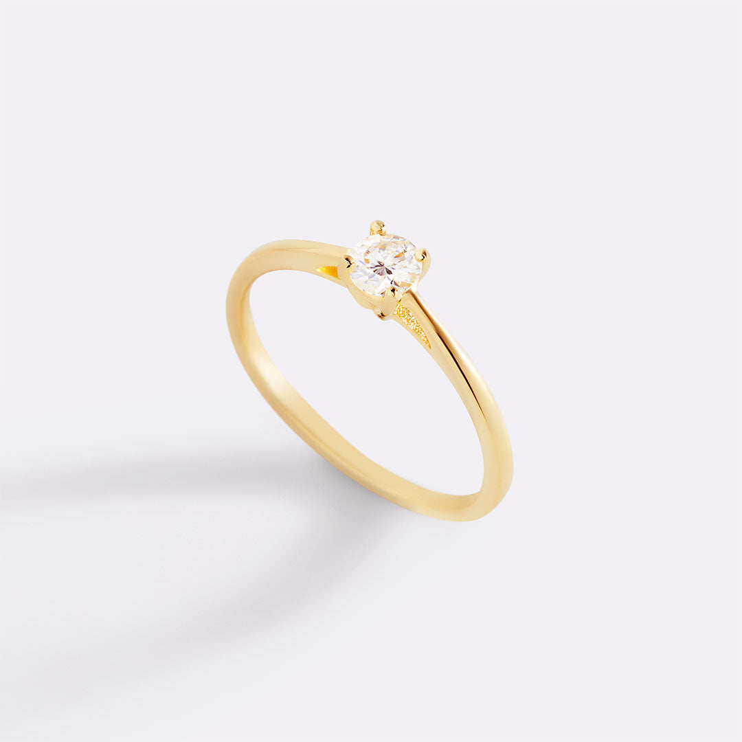 Anello Solitario con Diamante