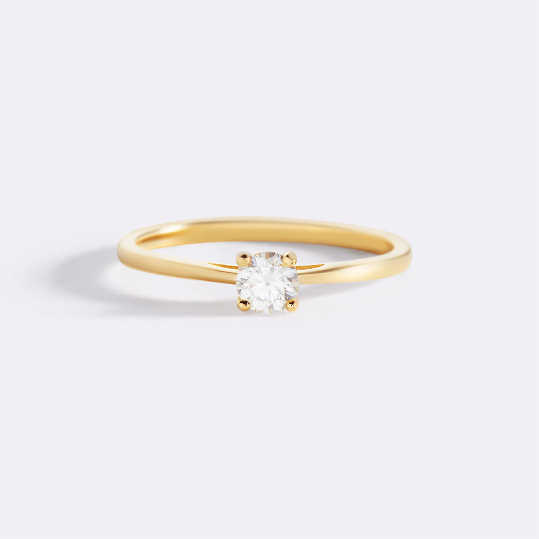Anello Solitario con Diamante