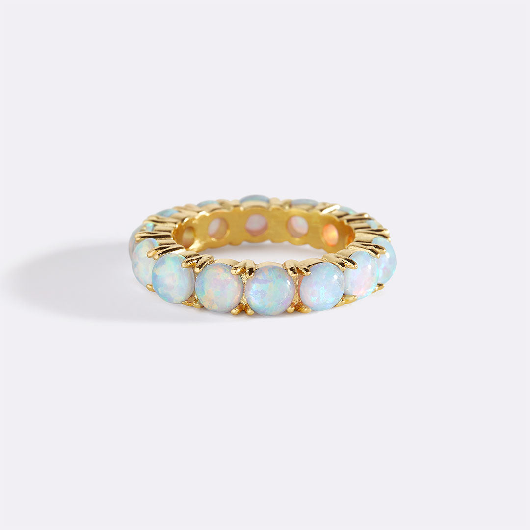 Blauer Opal Ewigkeitsring