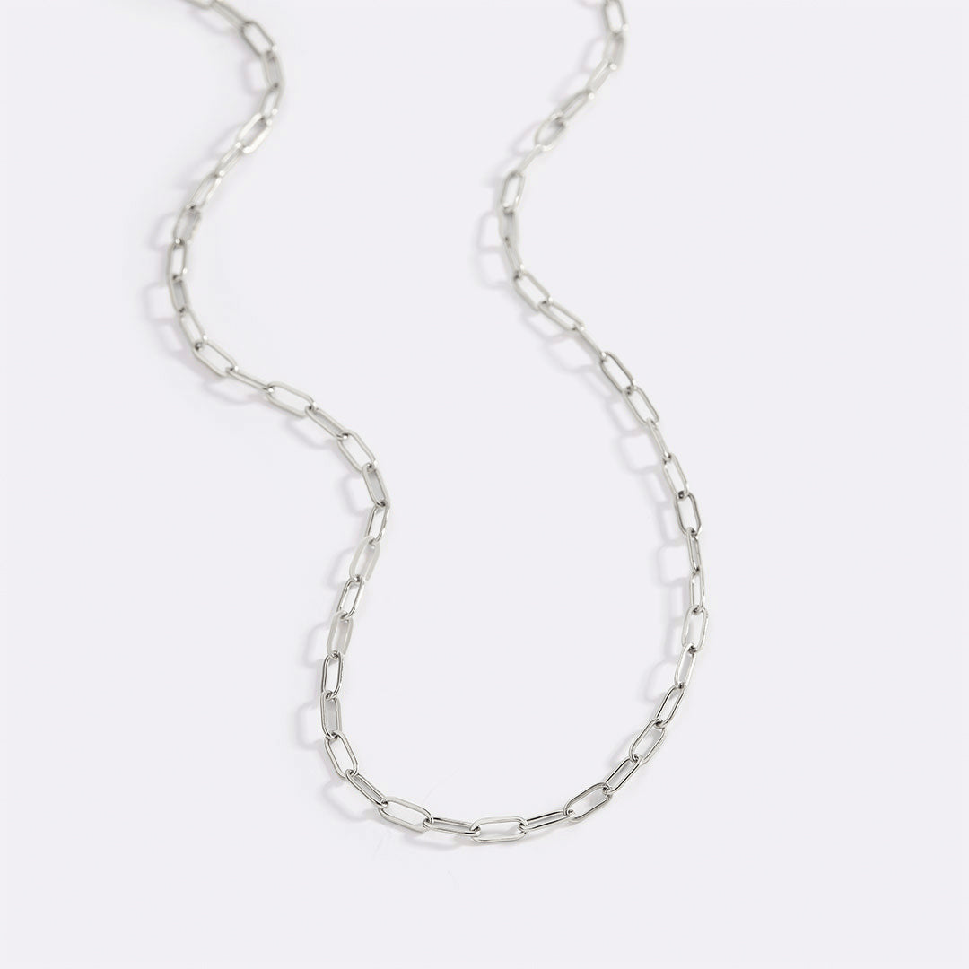 Thin Paperclip Necklace in 925 sterling silver