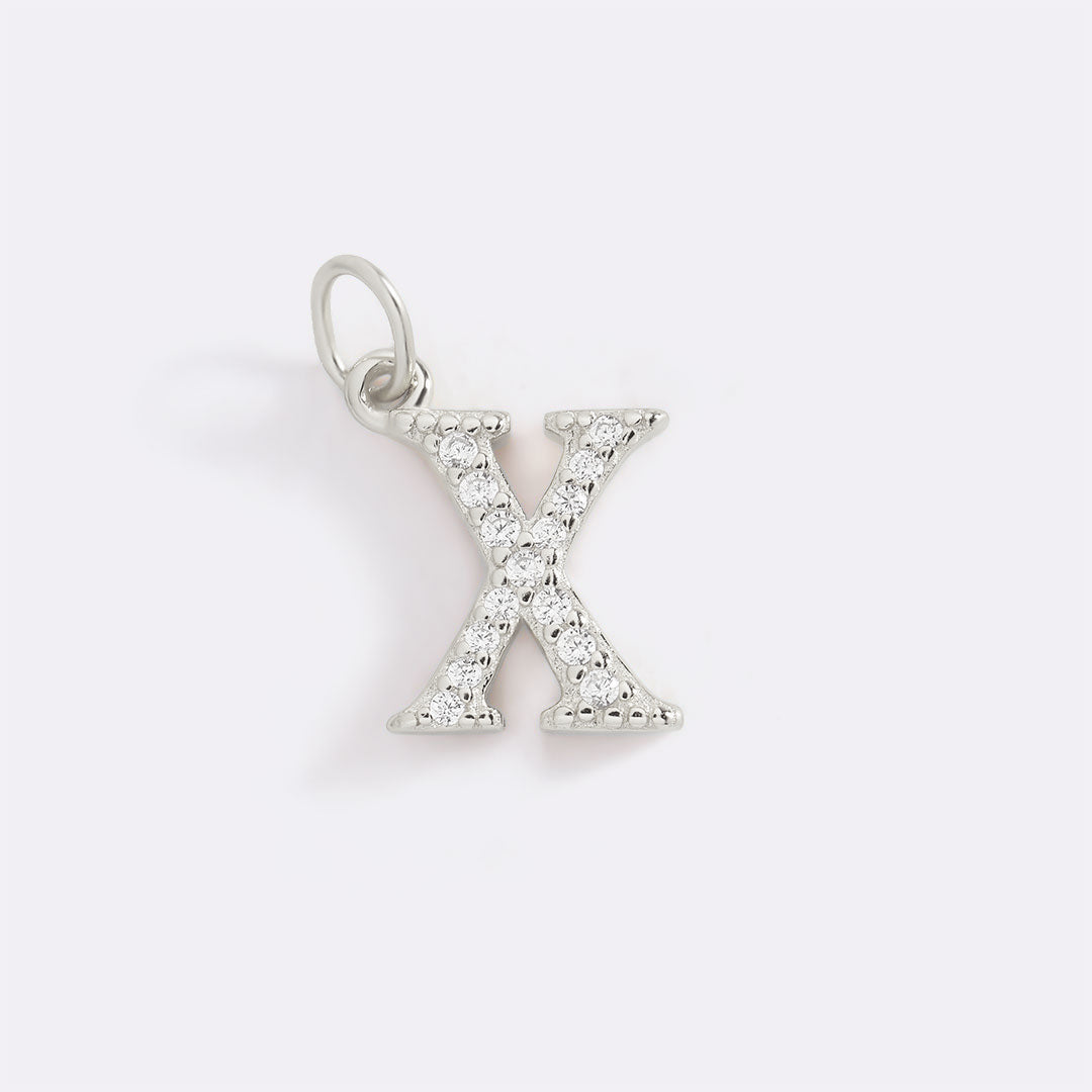 Zierlicher Pavé-Initialen-Anhänger