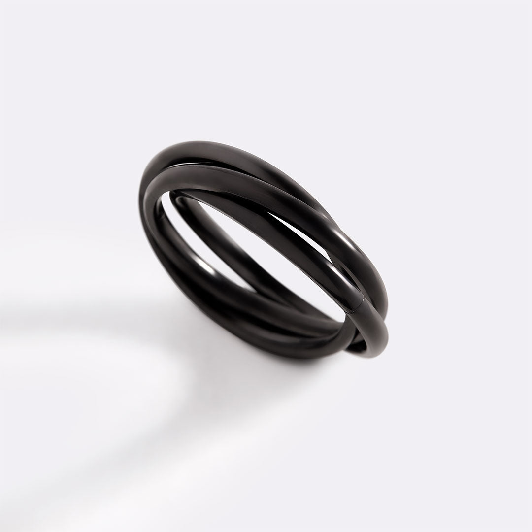 Zierlicher ineinandergreifender Fidget-Ring