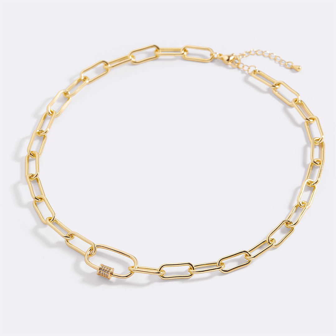 Collana a catena con moschettone pavé