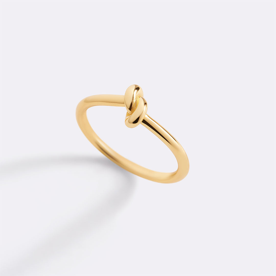 Klassischer Goldknotenring