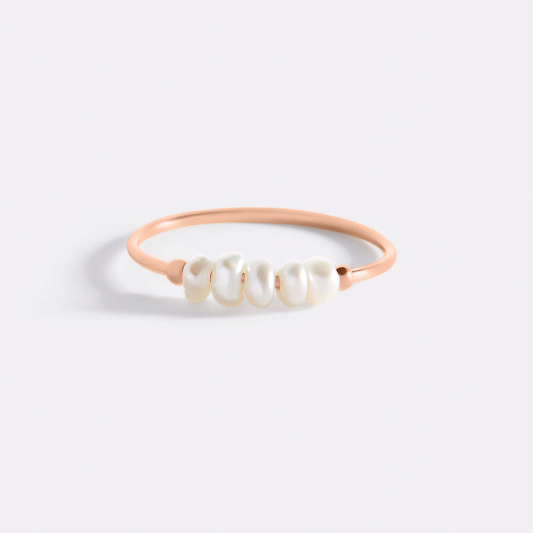 Mini Pearl Ring in rose gold tone