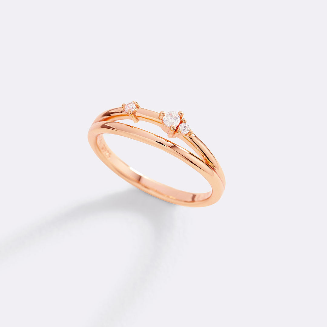 Halbmond-Diamantring