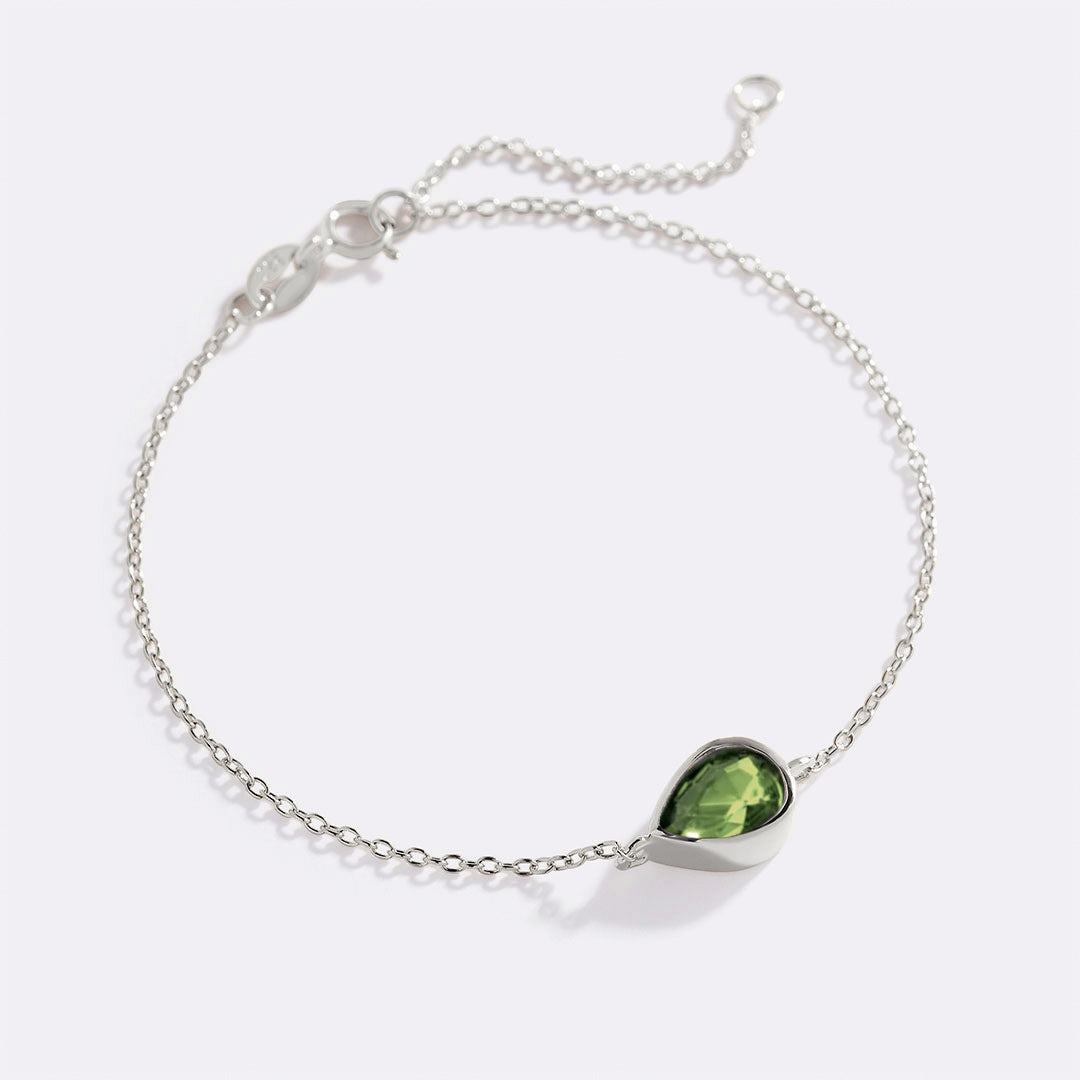 Teardrop Birthstone Bracelet in 925 sterling silver with August birthstone